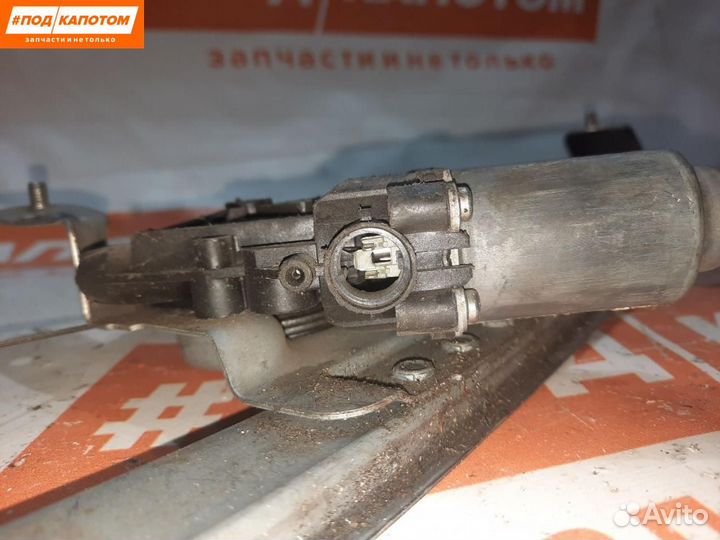 Стеклоподъемник передний правый Renault Logan