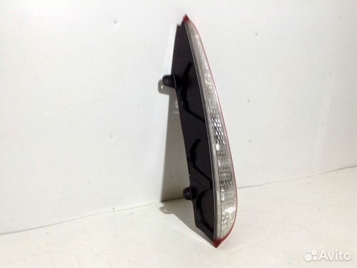 Фонарь задний правый Форд Фокус 2 Универсал 05-11