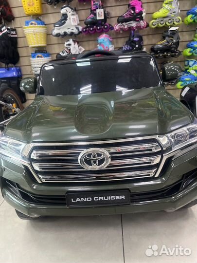 Электромобиль детский Toyota Land Cruiser