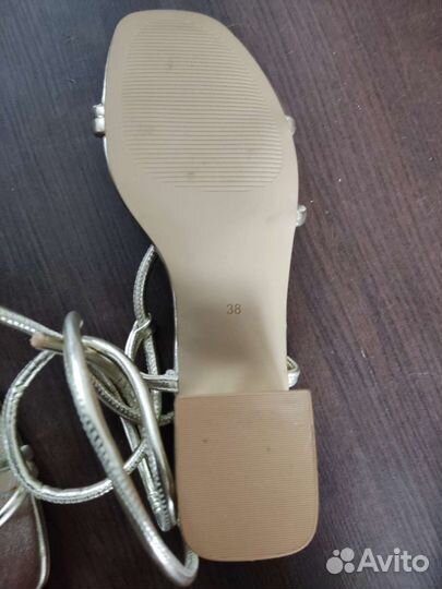Босоножки hm 38