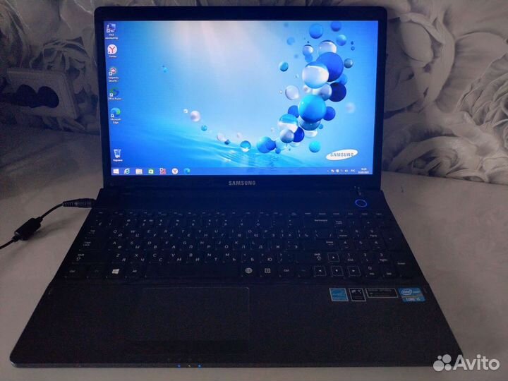 Ноутбук Samsung