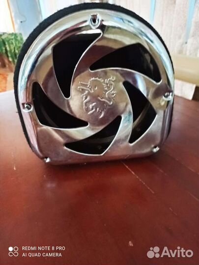 Активный сабвуфер