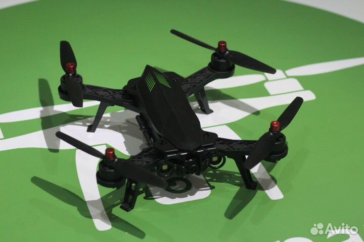 Квадрокоптер гоночный (с FPV)
