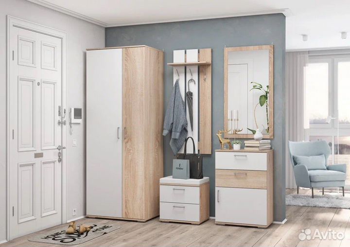 Вешалка настенная