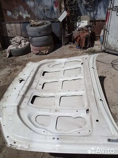 Капот на toyota prado 150 (цвет белый) оригинал