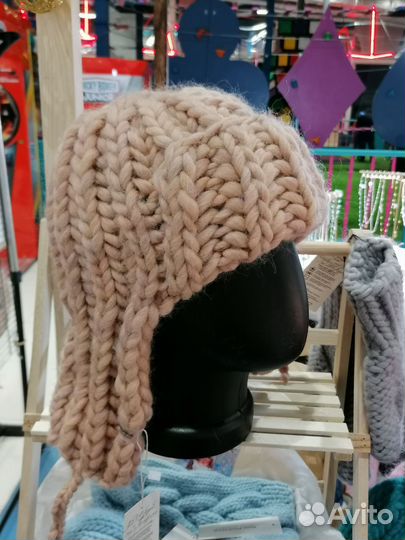 Шапка ушанка вязаная женская ручная работа
