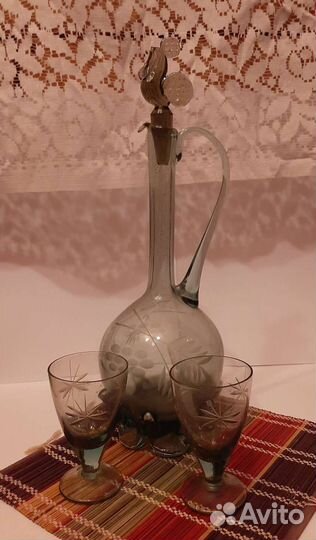 Набор: Лафитник и две рюмки