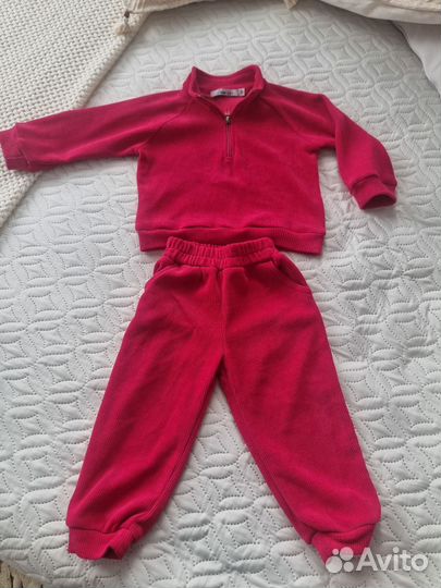 Спортивный костюм для девочки