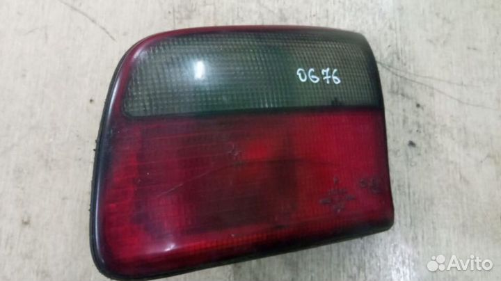 Задний фонарь багажника 2шт Opel Omega B седан