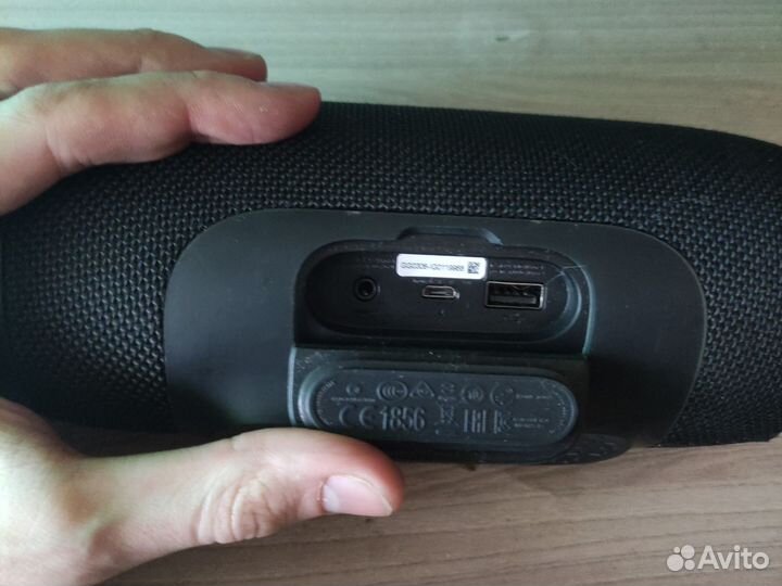 Колонка jbl charge 3
