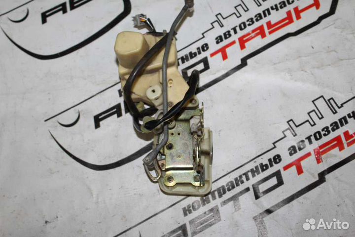 Замок двери honda odyssey RA1 RA2 RA3 RA4 RA5 F L