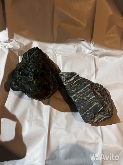 Большие камни для аквариума