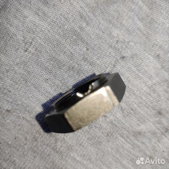 Гайка корзины сцепления Honda 22 мм