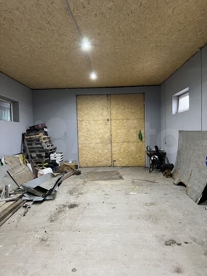 Гараж, > 30 м²