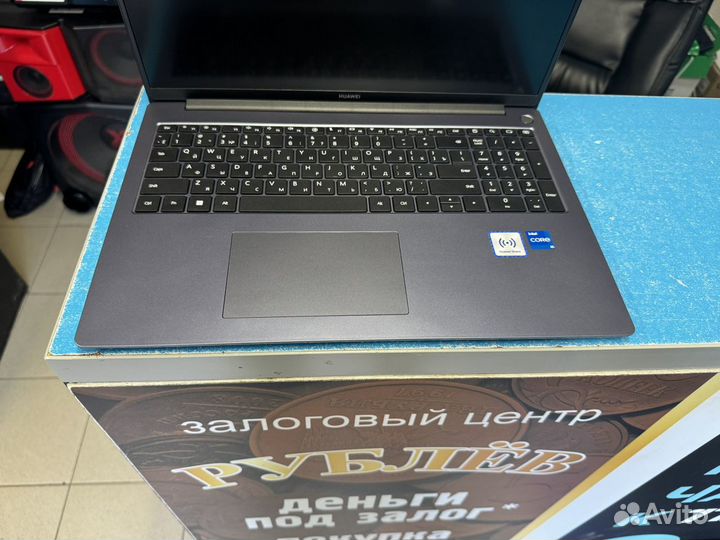 Huawei MateBook D 16 Core i5 12450H, 16гб 512гб SS