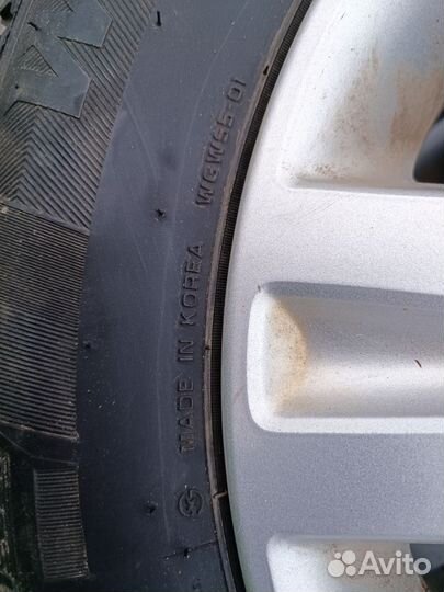 Nexen Winguard Ice 215/65 R16
