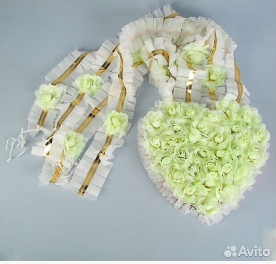 Свадебные украшения на машину