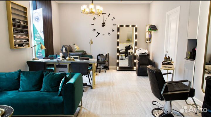 Мастер маникюра и педикюра