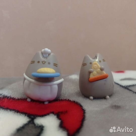 Кот Pusheen из киндера