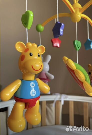 Мобиль в кроватку Жирафик