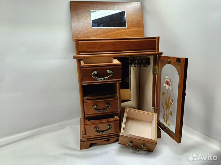 Шкатулка комод настольный для украшений винтаж