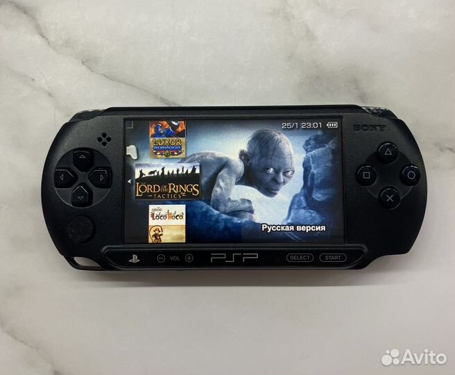 Sony PSP e 1008 прошитая + 130 игр