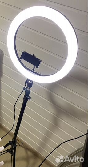 Кольцевая лампа(LED лампа)