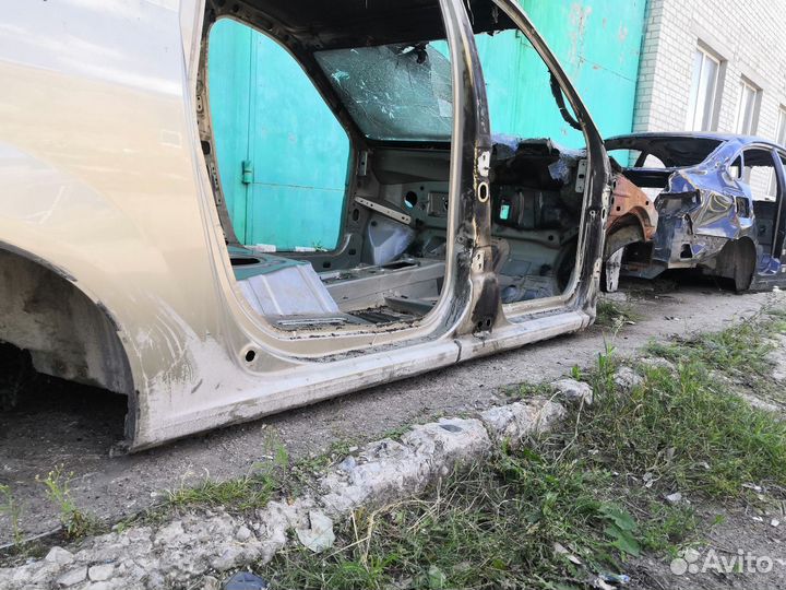 Порог LADA largus ларгус Прав