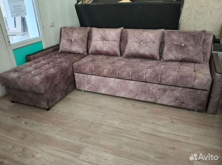 Диван угловой раскладной в наличии
