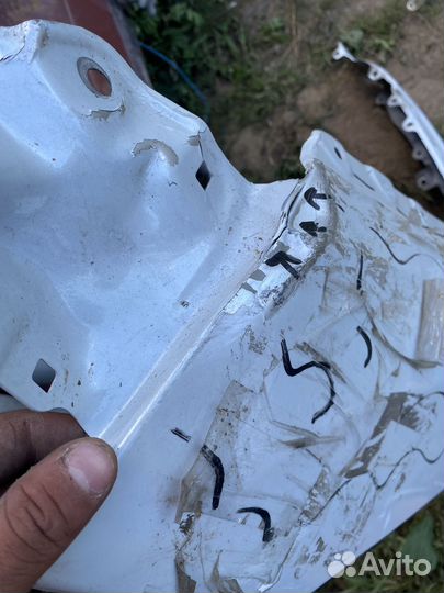 Переднее правое крыло тойота рав 4 50 2019