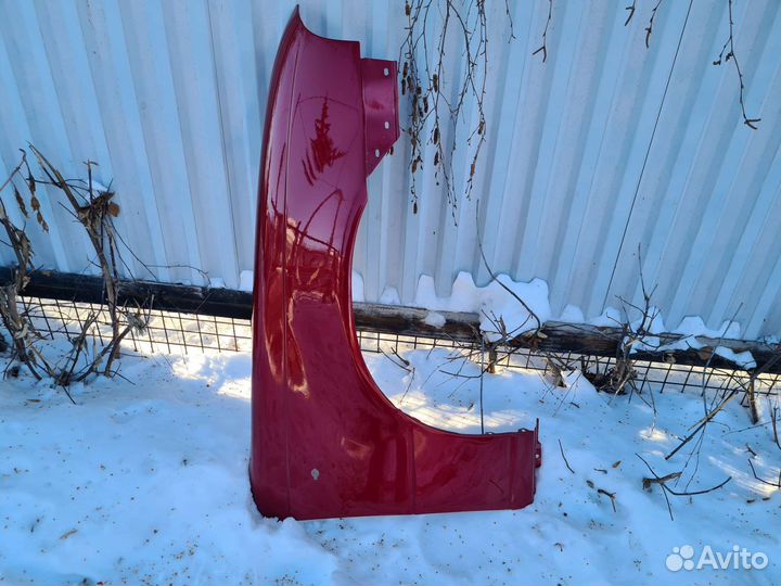 Крыло переднее правое на daewoo nexia N 150