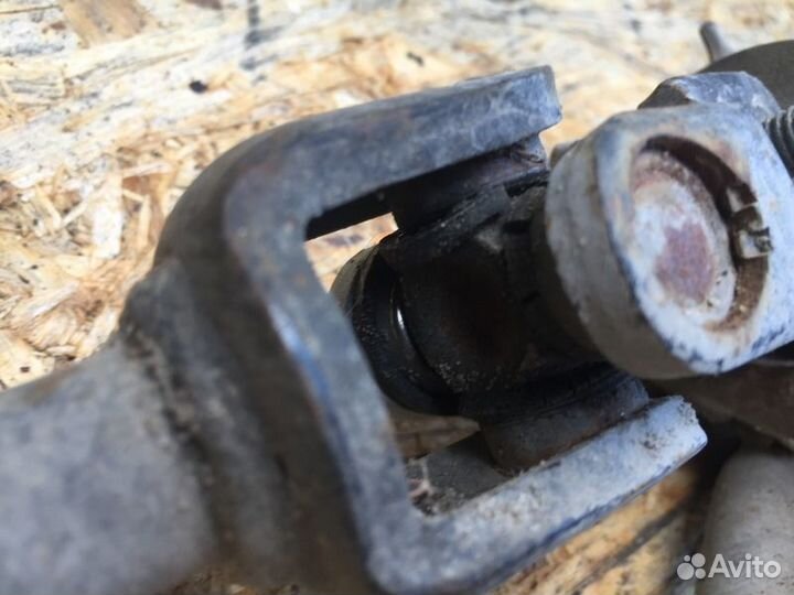 Карданчик рулевой Mitsubishi L200 KB4T с2007-2016г