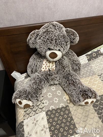 Плюшевый медведь