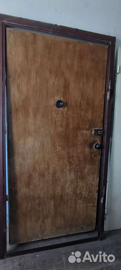 Дверь металлическая