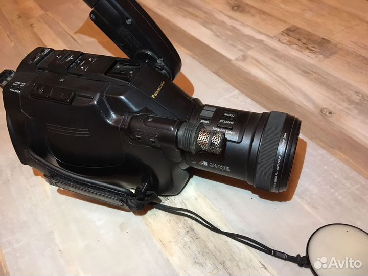 Видеокамера panasonic X8/wide