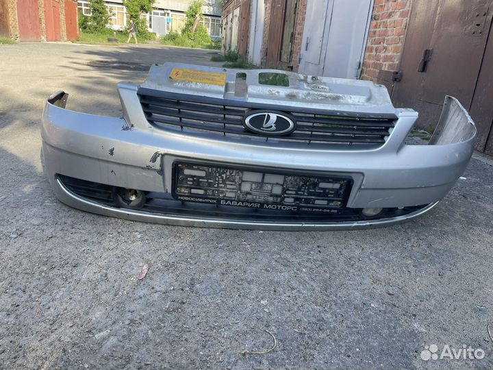 Бампер передний priora 1