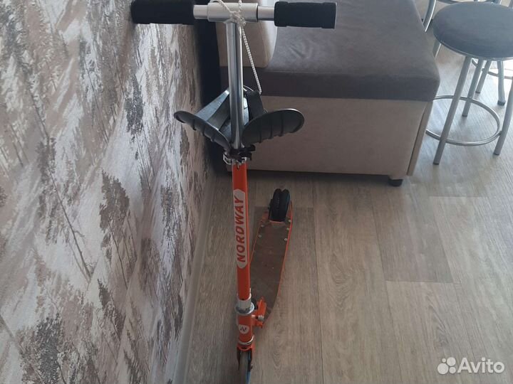 Самокат снегокат 2 в 1