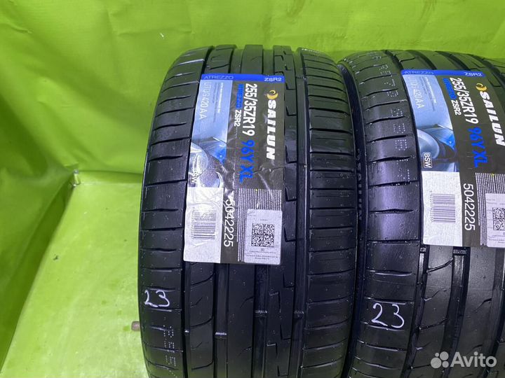 Sailun Atrezzo ZSR2 255/35 R19 96Y