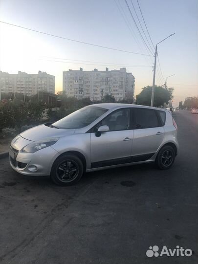 Renault Scenic 2.0 CVT, 2010, 250 000 км