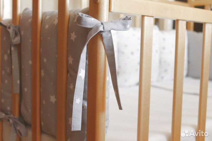 Бортики в детскую кроватку новые