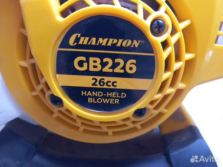 Бензиновая воздуходувка