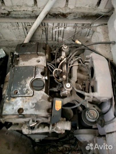 Двигатель на Мерседес 2.2 W202