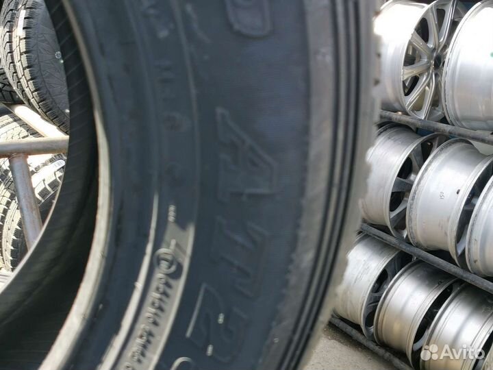 Dunlop Grandtrek AT25 285/60 R18