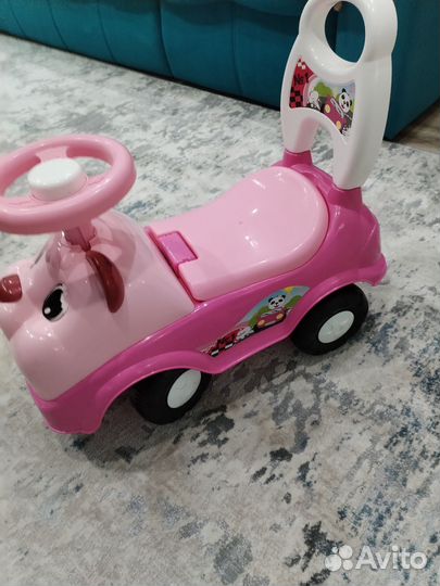 Машинка каталка толокар