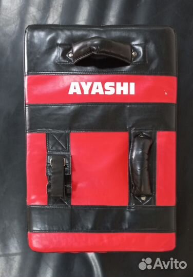 Продаю макивары по 2000