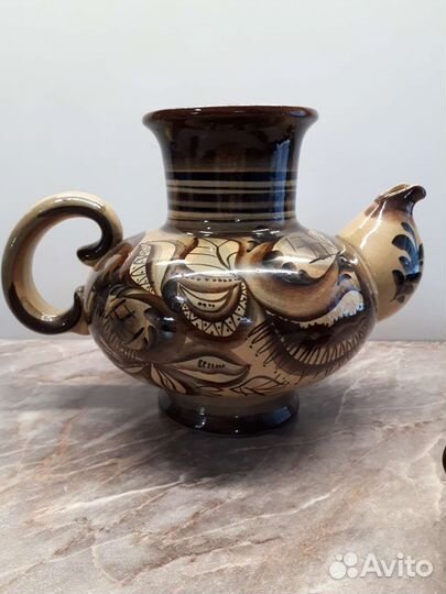 Керамический кувшин 