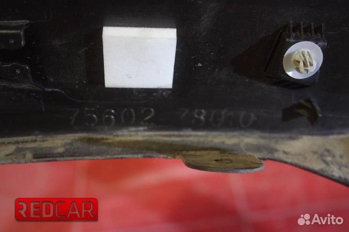 Накладка крыла перед левого Lexus NX