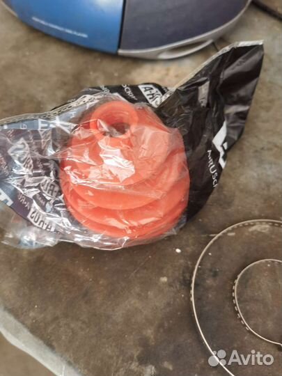 Пыльник шруса niva