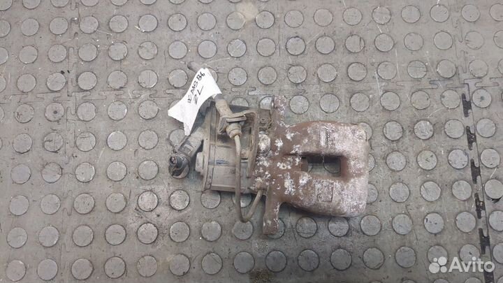 Суппорт Volkswagen Passat 6, 2010