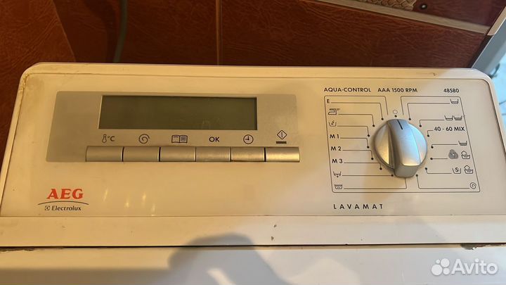 Стиральная машина с вертикальной загрузкой